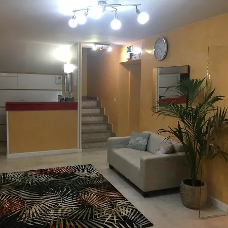 酒店 阿斯科纳酒店 *